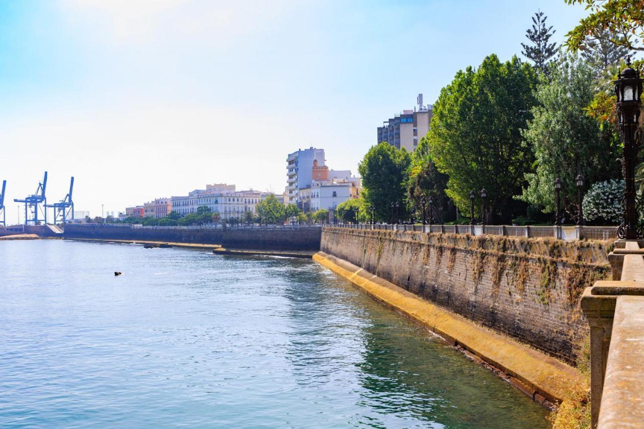 El Consejero De Indias Free Parking By Cadiz4Rentals Εξωτερικό φωτογραφία