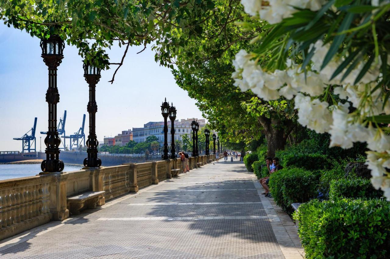 El Consejero De Indias Free Parking By Cadiz4Rentals Εξωτερικό φωτογραφία